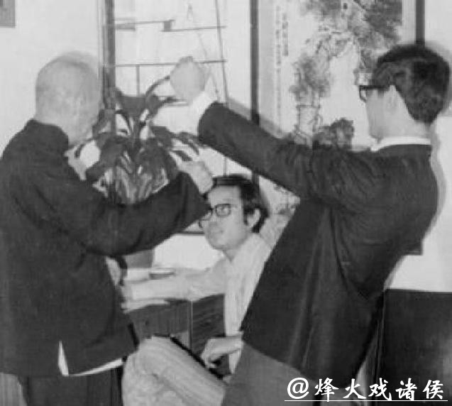 真实的叶问:身高1米6,爱抽大烟和逛妓院,也没有和日军打过擂台 真实的叶问:身高1米6,爱抽大烟和逛妓院,也没有和日军打过擂台