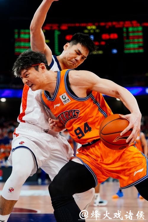 王哲林达成万分里程碑!他的传奇仍然在续写 王哲林达成万分里程碑!他的传奇仍然在续写